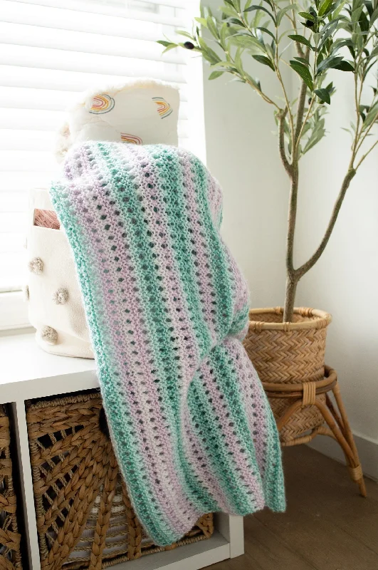 - Winter dog thick down jacketMinna Garter Eyelet Blankie (Knit)