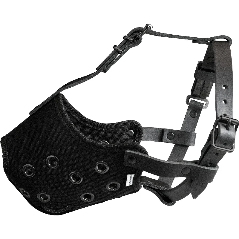 - Postoperative pet anti-licking Elizabethan collarSprenger Professional Cordura Muzzle with Aluminium Bar