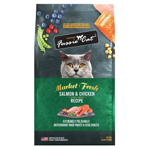   - Digestive care cat food  Fussie Cat Market Fresh Salmon & Chicken