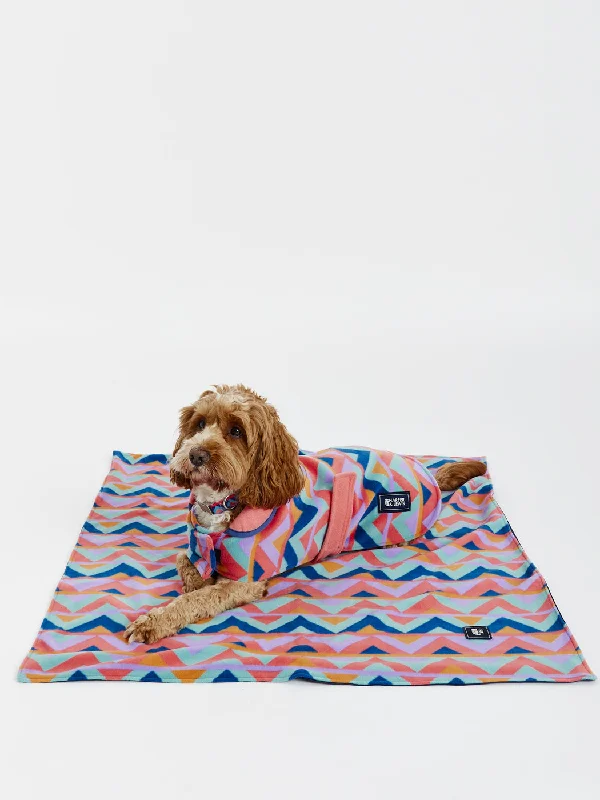 - Deodorizing cat litter tofu litterRaver Dogs Fleece Blanket