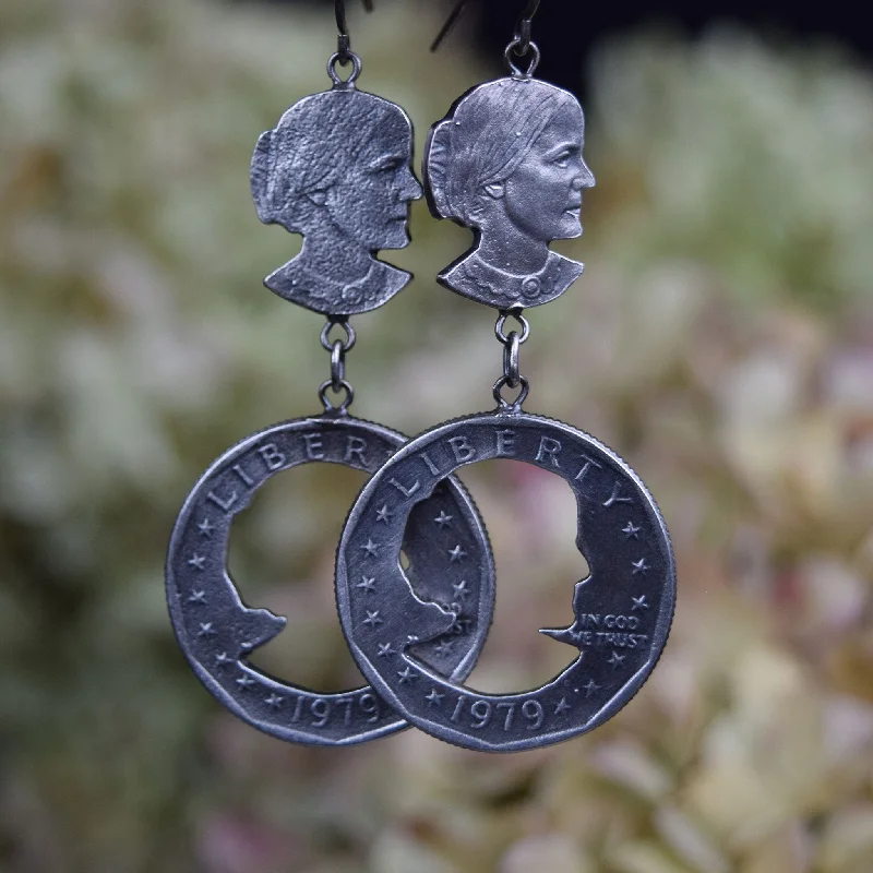  -Non-contact cat thermometerSusan B. Anthony Dangly Earrings
