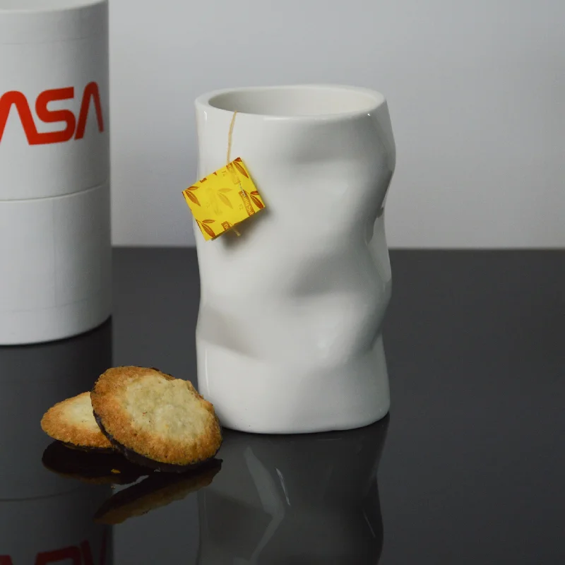 - Pet monitor with cameraNASA AR Space Mug