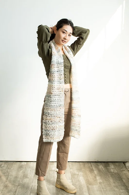 - Foldable and portable cat bagKistler Knit Scarf