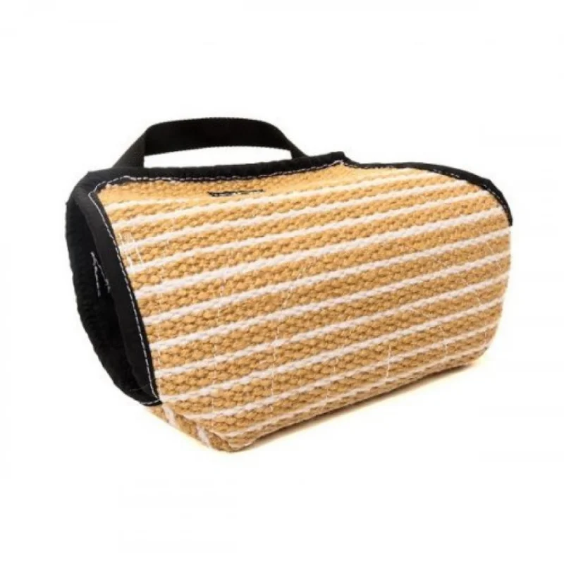 - Pet stroller can be taken on the planeRaddog FLING Sleeve Jute