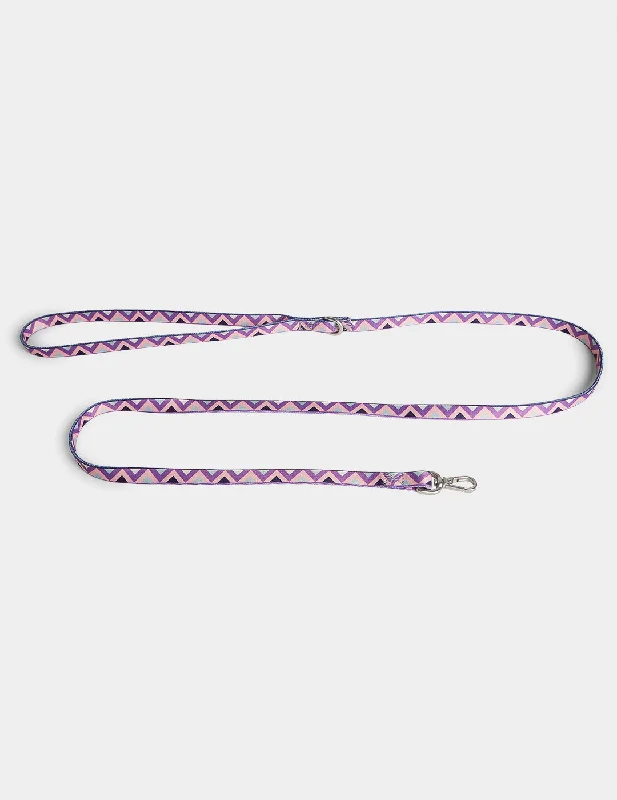 - Postoperative pet anti-licking Elizabethan collarPolar Dog Lead XL