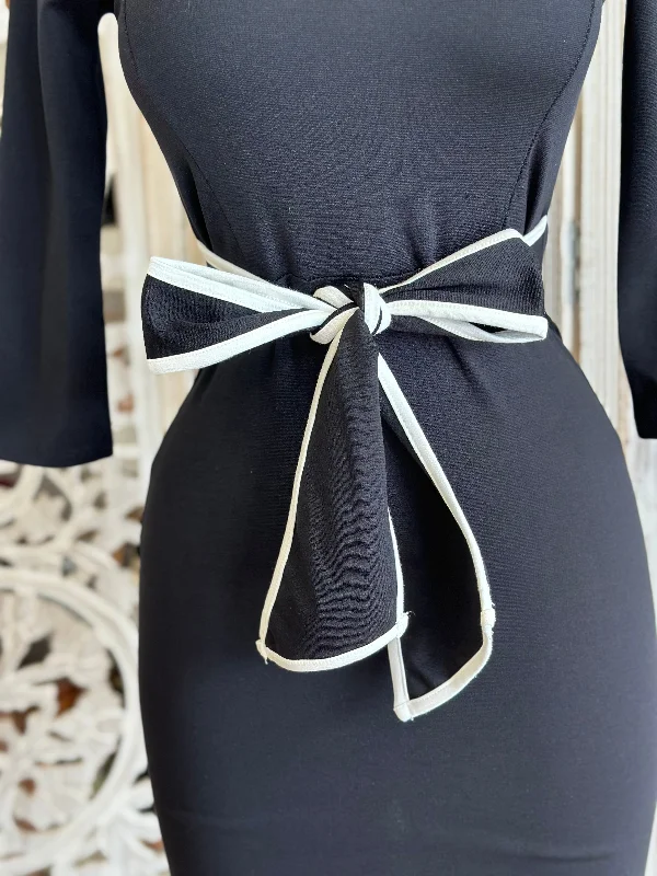 Cinched Ribbon Lined Dress Stretchy