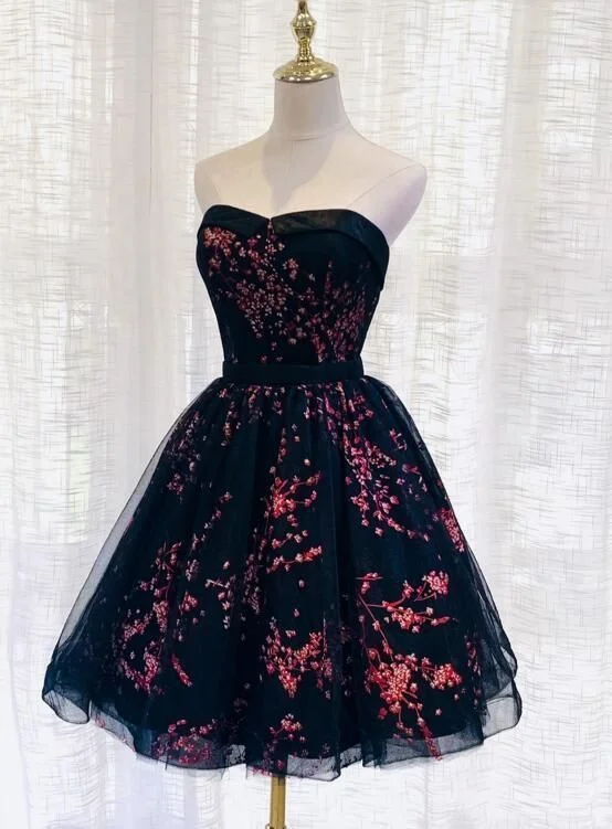 Lovely Black Sweetheart Short Homecoming Dress   cg11256