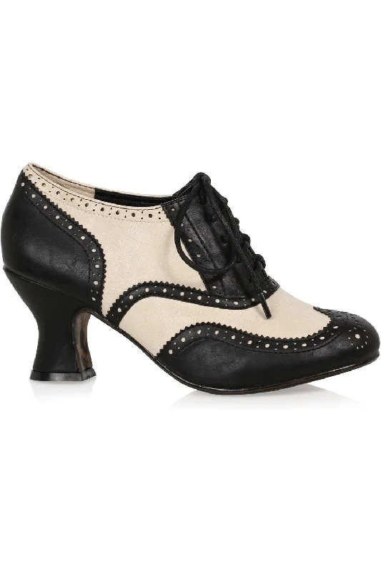 Bettie Page Patricia Pump | Black Faux Leather