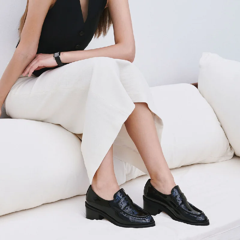 SHARE - heeled loafer